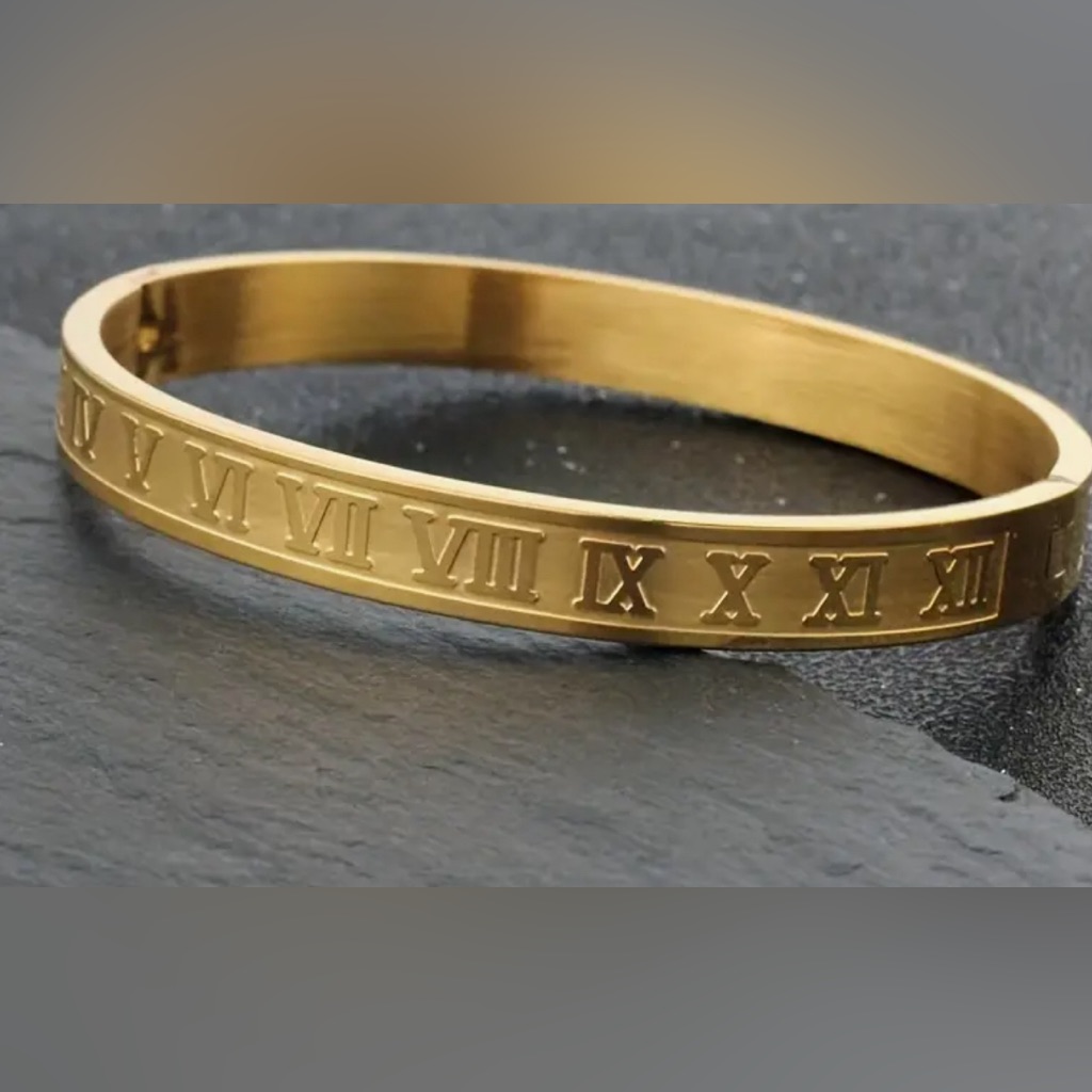 18k Gold Plat Stainless Steel Roman Numeral Letter Bracelet